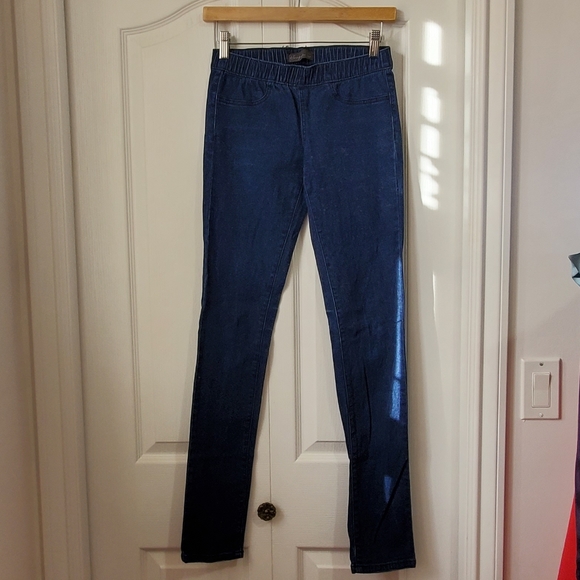 ❗❗3/$20 Dark Washed Jeggings - Picture 2 of 4